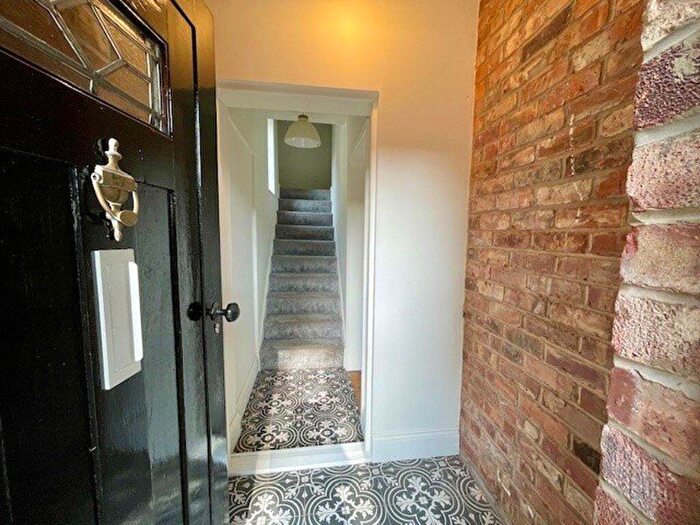 2 Bedroom Cottage To Rent In Laindon Cottage, Ws, SK9