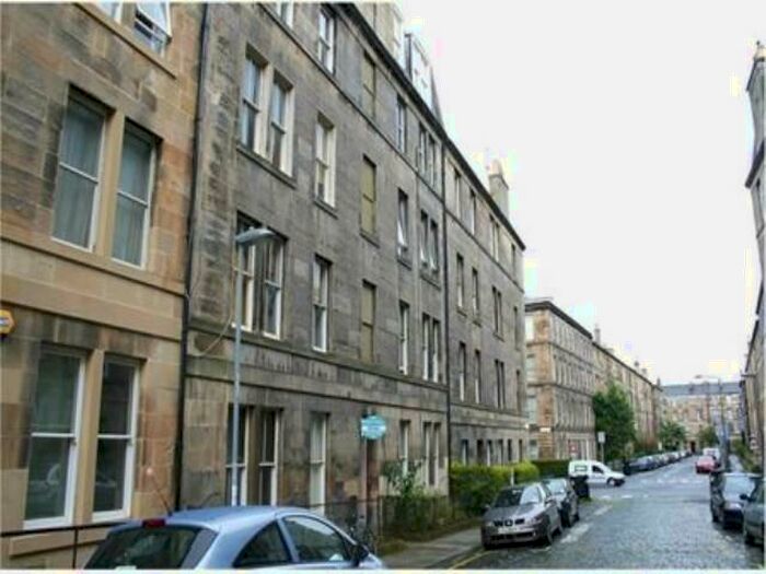 3 Bedroom Flat To Rent In South Oxford Street, Newington, Edinburgh, EH8