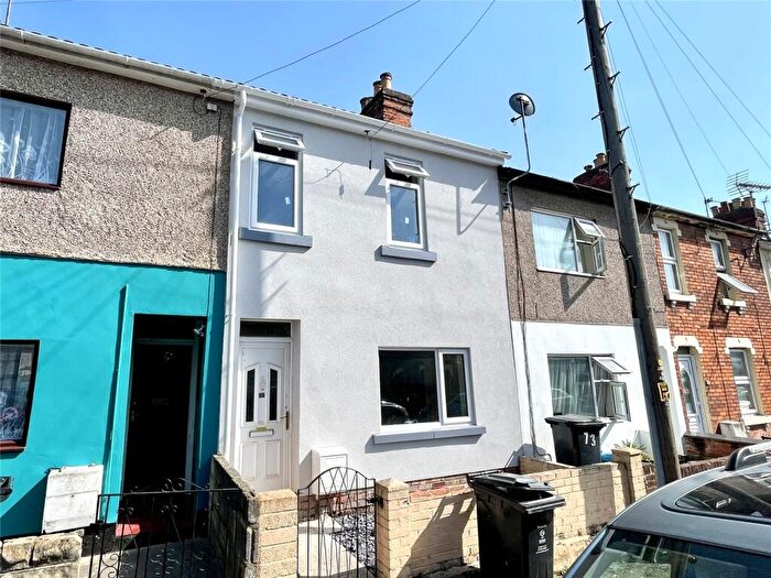 3 Bedroom Terraced House To Rent In Redcliffe Street, Rodbourne, Swindon, Wiltshire, SN2