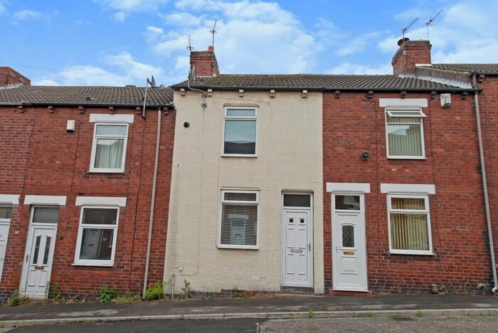 2 Bedroom Terraced House To Rent In Heald Street, Castleford, West Yorkshire, WF10