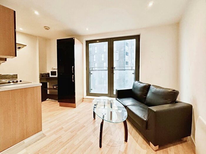 1 Bedroom Apartment To Rent In Echo Central, LS9