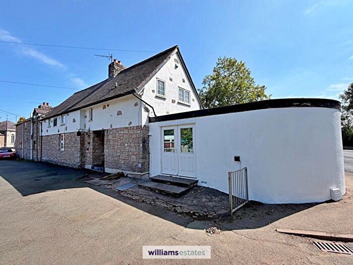 3 Bedroom Semi-Detached House For Sale In Rhewl, Ruthin, LL15