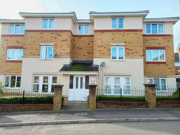 2 Bedroom Apartment To Rent In Meadow Hill, Church Village, CF38