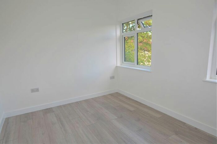 1 Bedroom Flat To Rent In Windsor Road, Slough, SL1