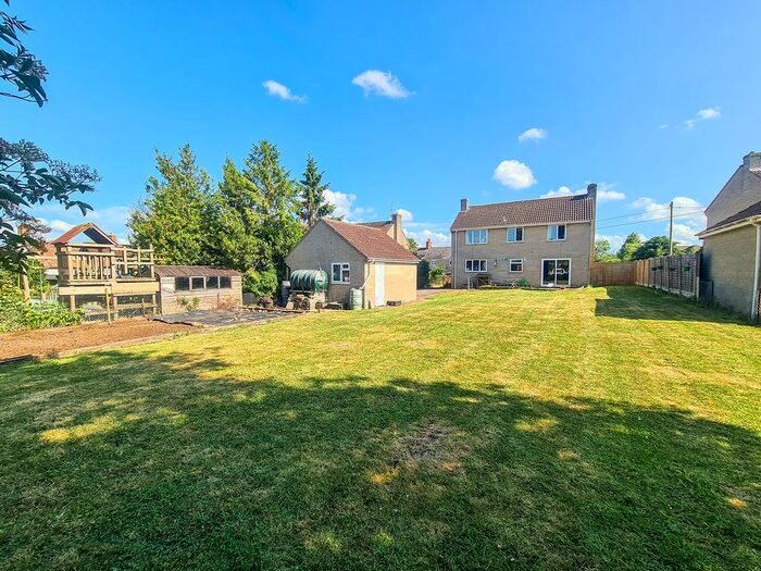 4 Bedroom Detached House For Sale In Chapel Lane, Yenston, Templecombe, BA8