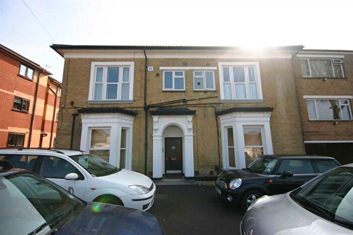 1 Bedroom Apartment To Rent In Regents Park Road, Southampton, SO15