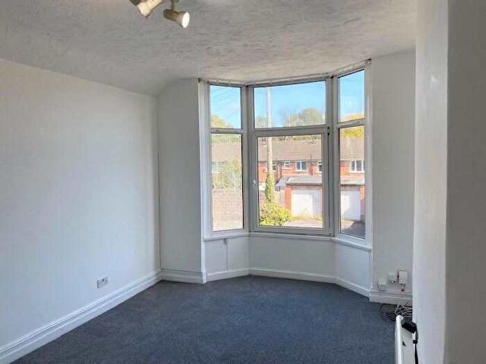 Studio To Rent In Connaught Road, Cardiff, CF24