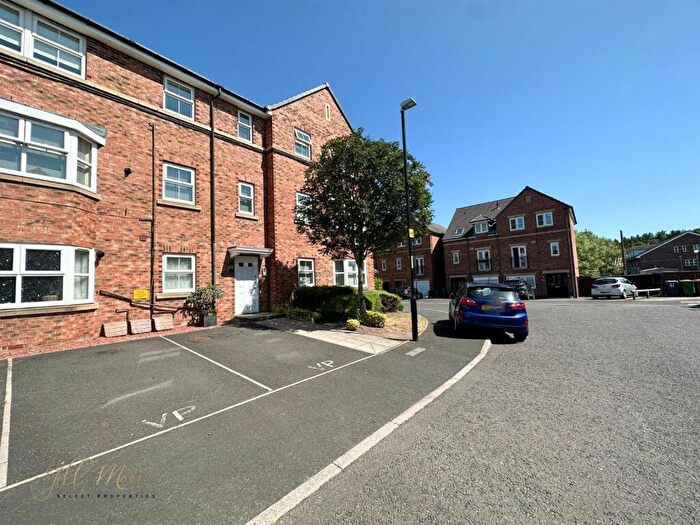 2 Bedroom Apartment For Sale In Lakeside Gardens, Washington, Tyne & Wear, NE38