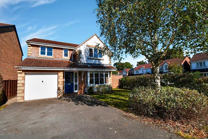 4 Bedroom Detached House To Rent In Hell Wath Grove, Ripon, HG4