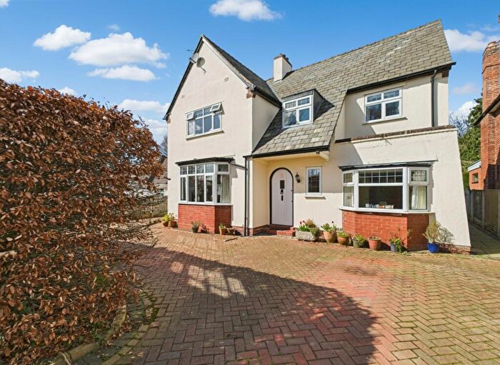 4 Bedroom Detached House For Sale In Bridge Drive, Christleton, CH3