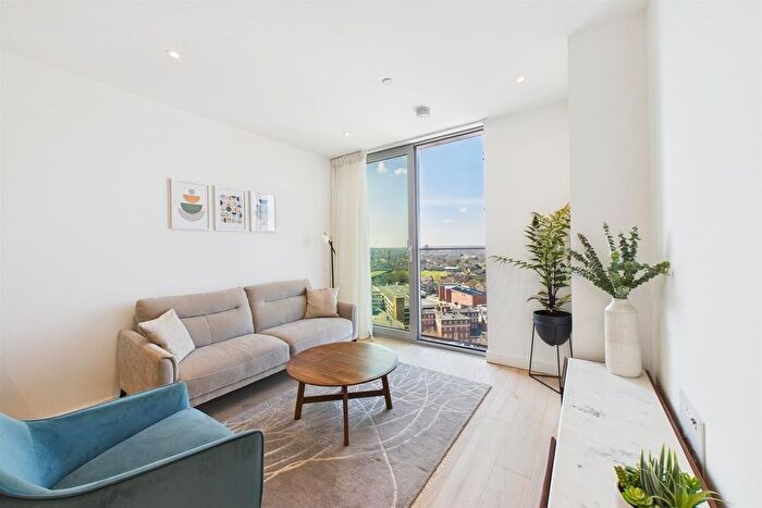 1 Bedroom Flat To Rent In The Clarendon, Watford, WD17