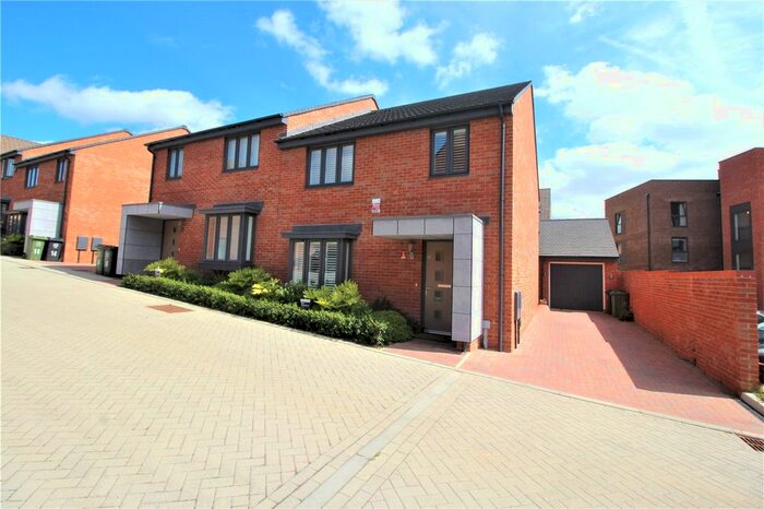 4 Bedroom Semi-Detached House To Rent In Lancaster Close, Castle Hill, Ebbsfleet Valley, Swanscombe, DA10