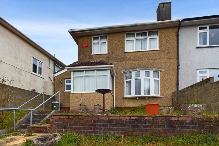 3 Bedroom Semi-Detached House To Rent In Severn Place, Plymouth, PL3