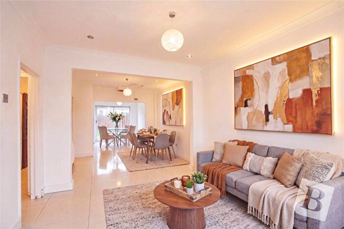 3 Bedroom Terraced House For Sale In Tennyson Way, Hornchurch, RM12