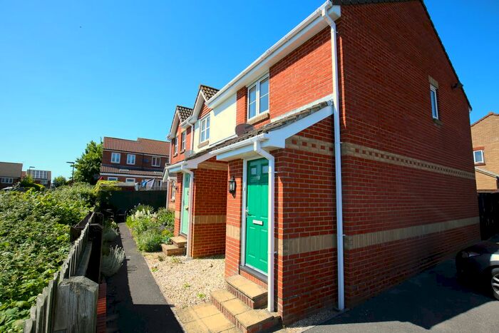 2 Bedroom End Of Terrace House To Rent In Bevan Close, Southampton, SO19