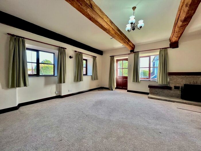 3 Bedroom Barn Conversion To Rent In Foy, HR9