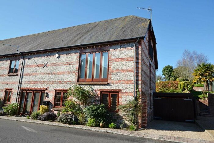 4 Bedroom Barn Conversion For Sale In Pimperne, DT11