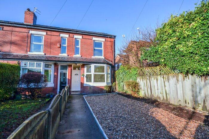 3 Bedroom End Of Terrace House To Rent In West Grove, Sale, M33