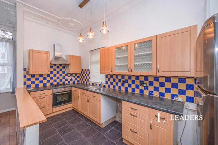 1 Bedroom Flat To Rent In London Road, Portsmouth, Hampshire, PO2