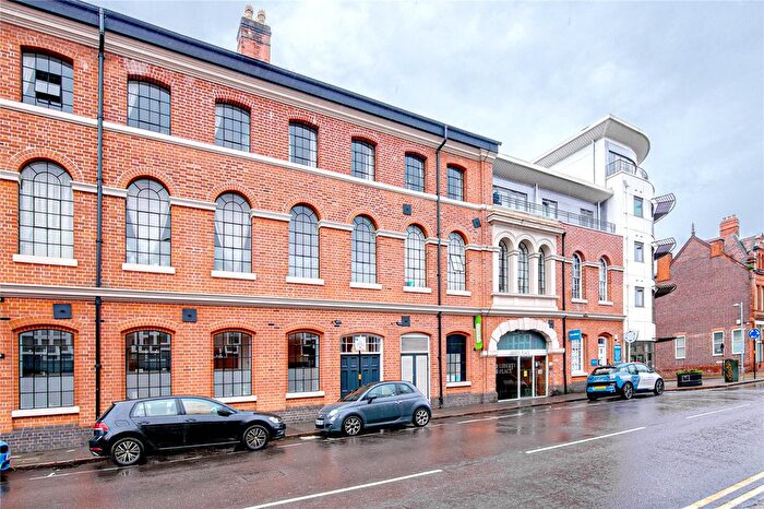 2 Bedroom Flat To Rent In Liberty Place, - Sheepcote Street, Birmingham, B16