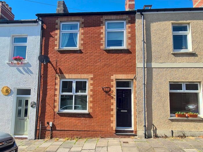 3 Bedroom Terraced House To Rent In King Street, Penarth CF64
