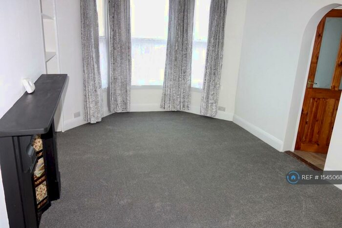 1 Bedroom Flat To Rent In Mt Gould Rd, Plymouth, PL4