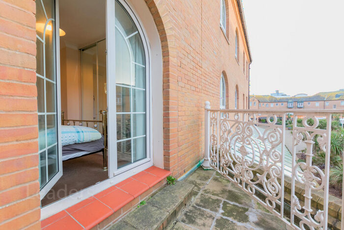 1 Bedroom Apartment To Rent In Starboard Court, Brighton Marina, BN2