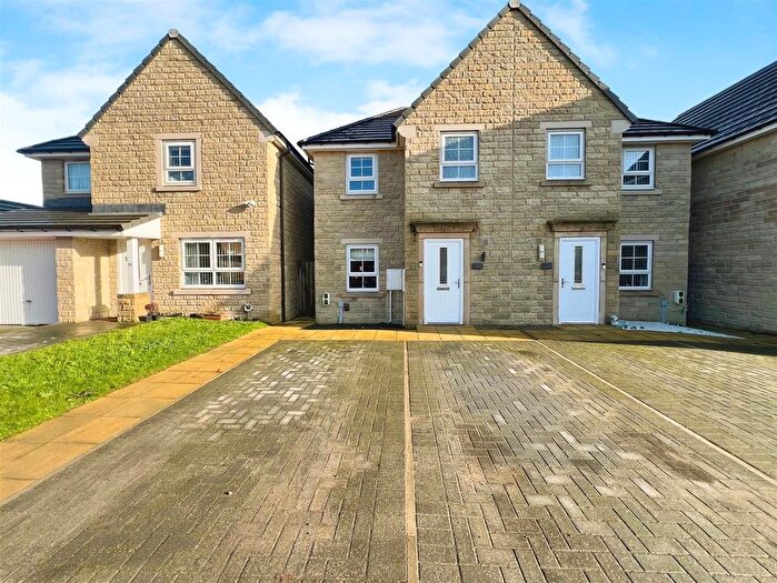 3 Bedroom Semi-Detached House For Sale In Paddock Lane, Bradford, BD2