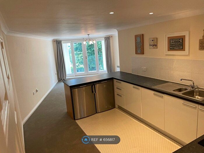 2 Bedroom Flat To Rent In Bambridge Court, Maidstone, ME14