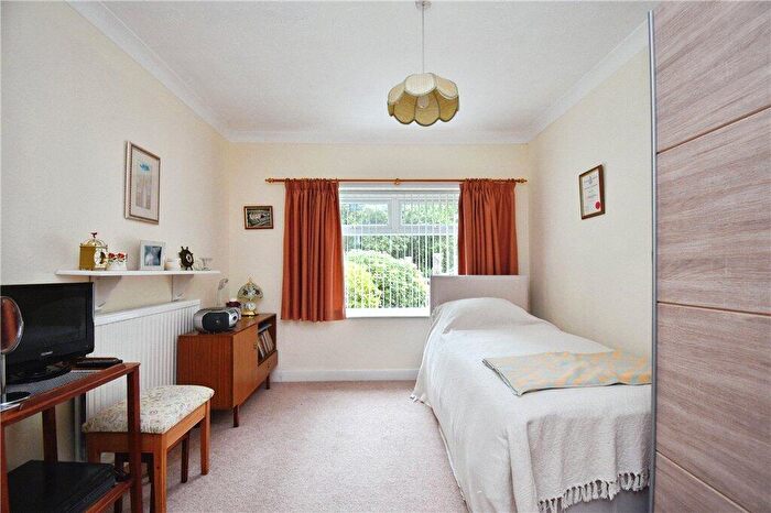 2 Bedroom Detached Bungalow For Sale In Bridge Road, Romsey, Hampshire, SO51