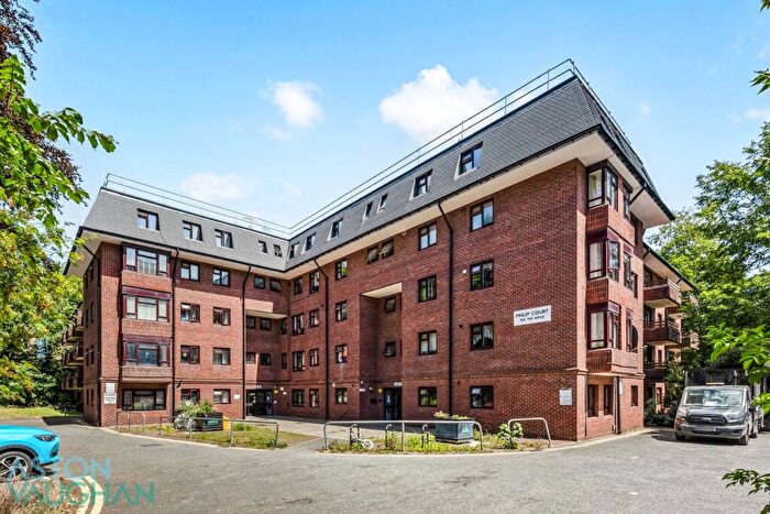 1 Bedroom Apartment To Rent In Philip Court, A The Drive, BN3