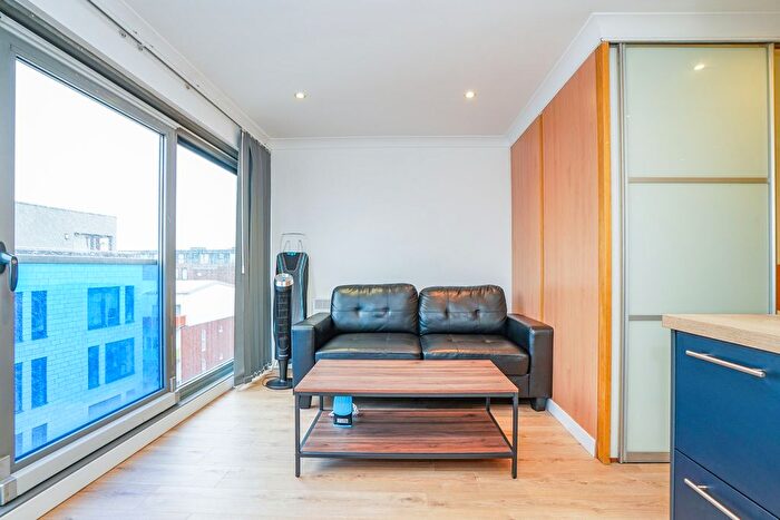 2 Bedroom Flat To Rent In Regent Street, Leeds, LS2