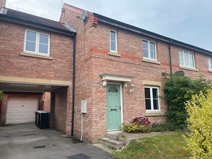 3 Bedroom Semi-Detached House To Rent In Brindle Way, Malton, YO17