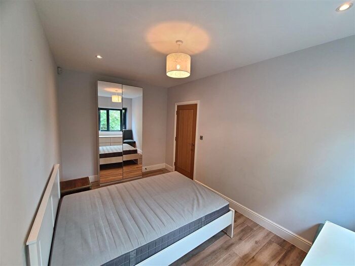 1 Bedroom Flat To Rent In Gardner Close, London, E11