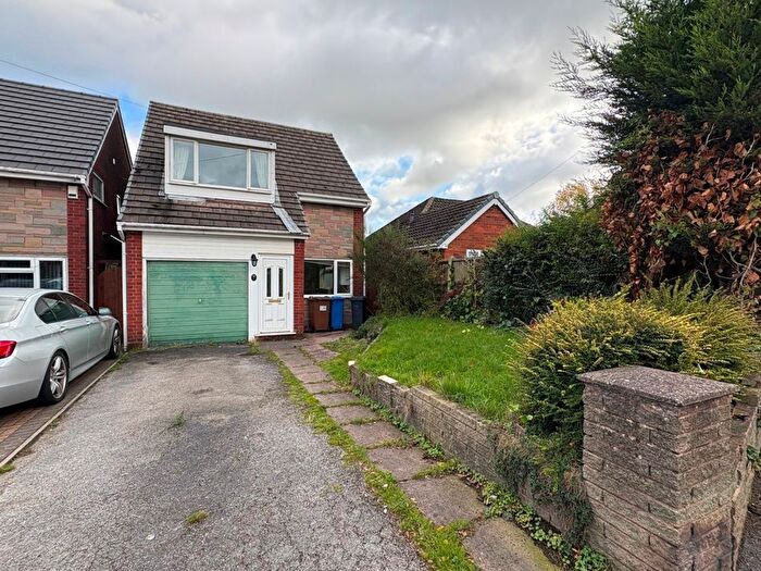 3 Bedroom Semi Detached House For Sale In Chase Road, Burntwood, WS7