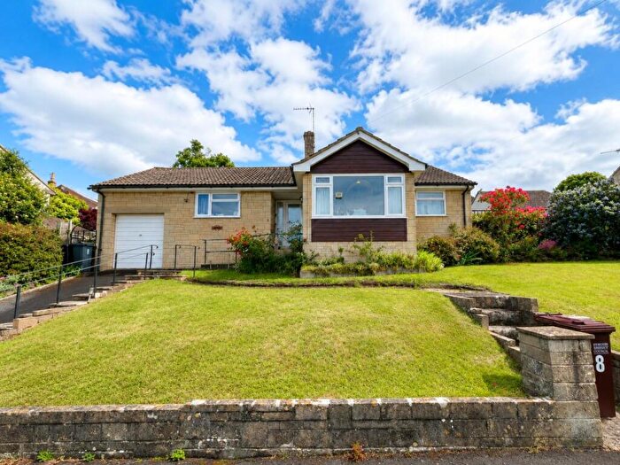 3 Bedroom Detached Bungalow For Sale In Orchard Leaze, Dursley, GL11