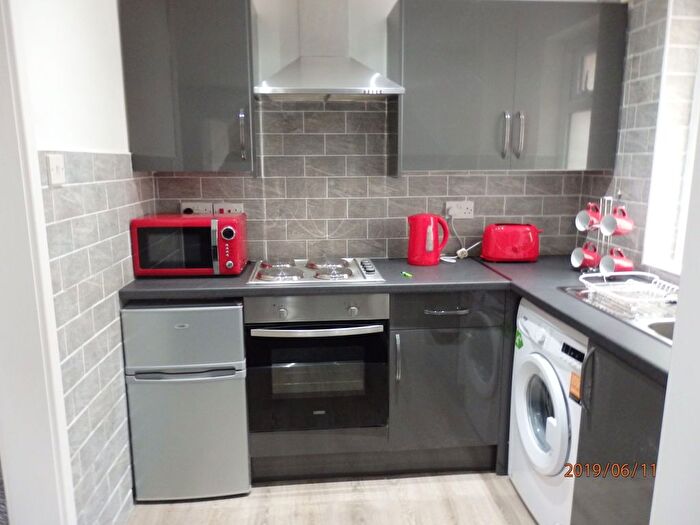 1 Bedroom Flat To Rent In Malefant Street, Cardiff, CF24