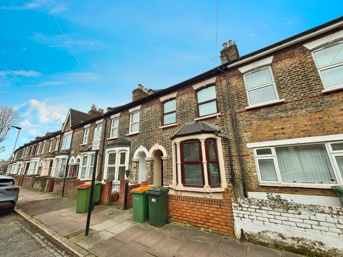 4 Bedroom Terraced House To Rent In Louise Road, London, E15