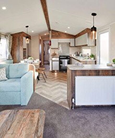 2 Bedroom Mobile/park Home For Sale In Links Avenue, Powfoot, Annan, DG12