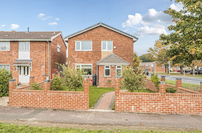 3 Bedroom Detached House For Sale In Elmore, Eldene, Swindon, SN3