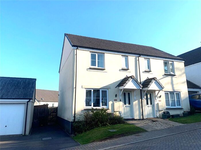 3 Bedroom Semi-detached House To Rent In William West Road, Par, Cornwall, PL24