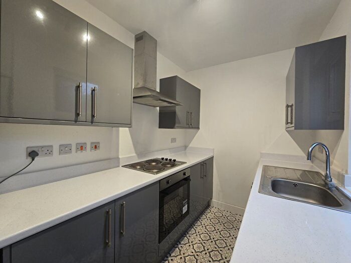 2 Bedroom Terraced House To Rent In Fosse Road North, Leicester, LE3