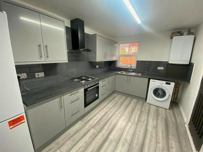 3 Bedroom Terraced House To Rent In Boston Road, London, E6