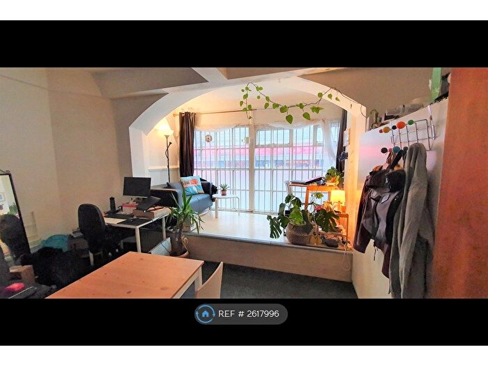 1 Bedroom Flat To Rent In Worship Street, London, EC2A