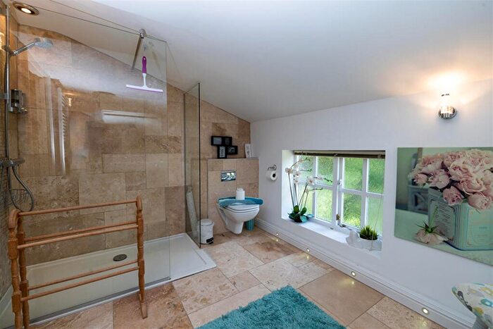 2 Bedroom Cottage For Sale In Front Street, Tealby, LN8