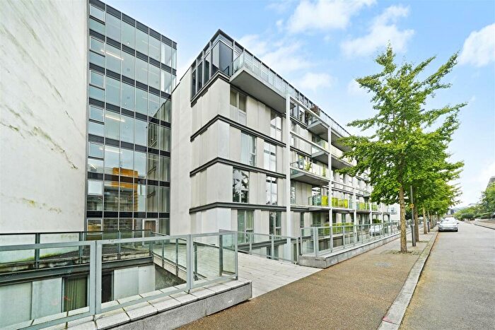 1 Bedroom Apartment To Rent In Hudson Apartments, New River Village, Hornsey, N8