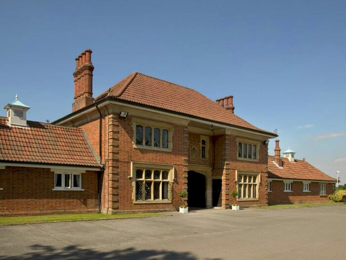 3 Bedroom Flat To Rent In Windsor Forest Court, Mill Ride Golf Club, Mill Ride, SL5