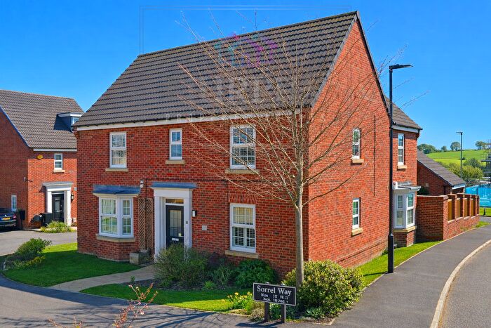 5 Bedroom Detached House For Sale In Sorrel Way, Pontefract, West Yorkshire, WF8