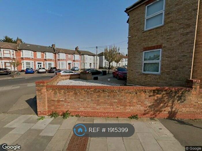 1 Bedroom Flat To Rent In Belgrave Road, Ilford, IG1