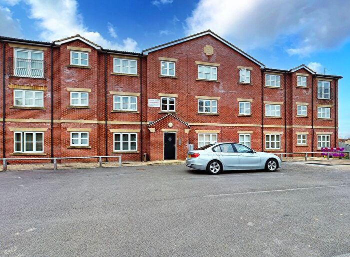 2 Bedroom Flat To Rent In Braunston Close, Jasmine House, NN4